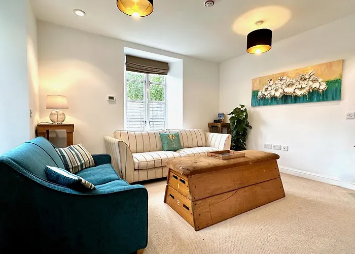 Wothorpe House, 4 Bed, Stamford Centre By Belmont Places